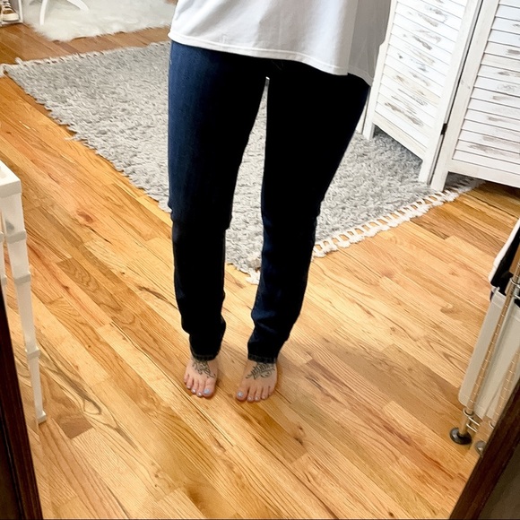 OLD NAVY | The Diva Dark Wash Straight Leg Jean - Picture 1 of 7